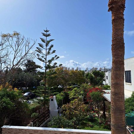 Stylish Apt Kato Paphos Close To Beach & Vibrant Harbor Life Buitenkant foto