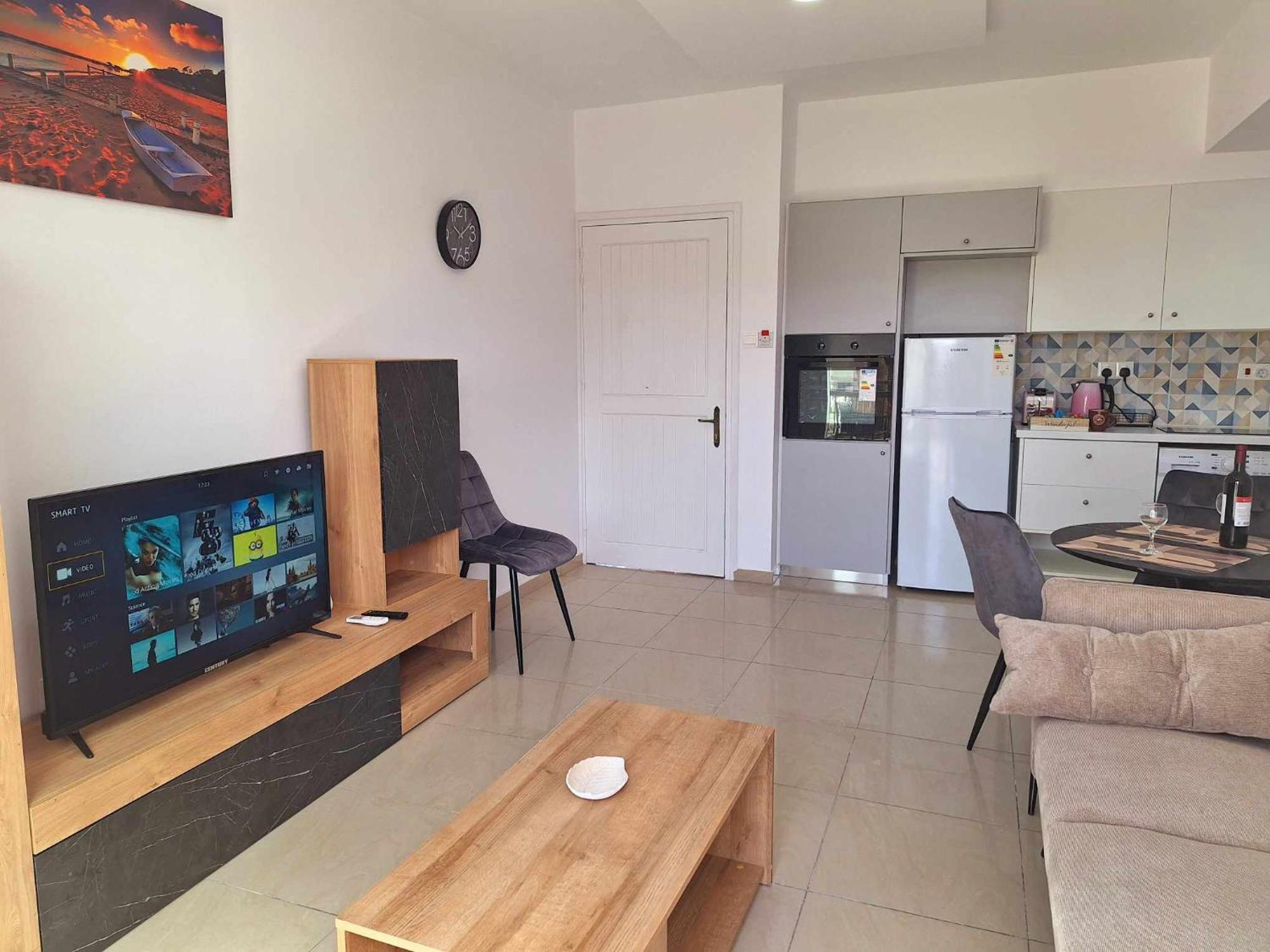 Stylish Apt Kato Paphos Close To Beach & Vibrant Harbor Life Buitenkant foto