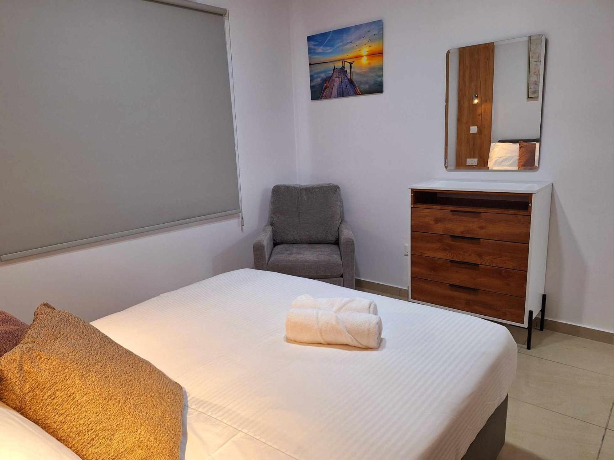 Stylish Apt Kato Paphos Close To Beach & Vibrant Harbor Life Buitenkant foto