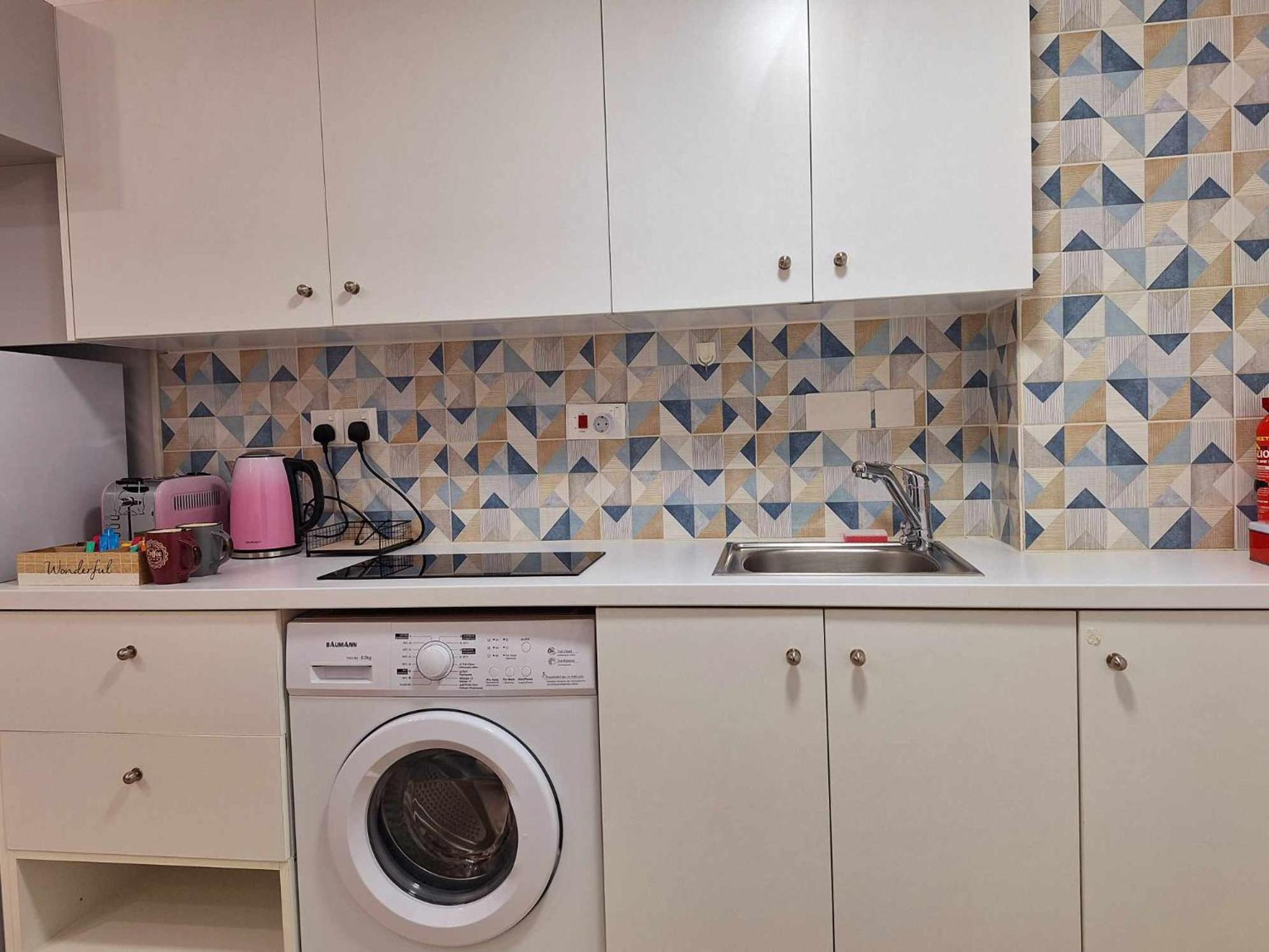 Stylish Apt Kato Paphos Close To Beach & Vibrant Harbor Life Buitenkant foto