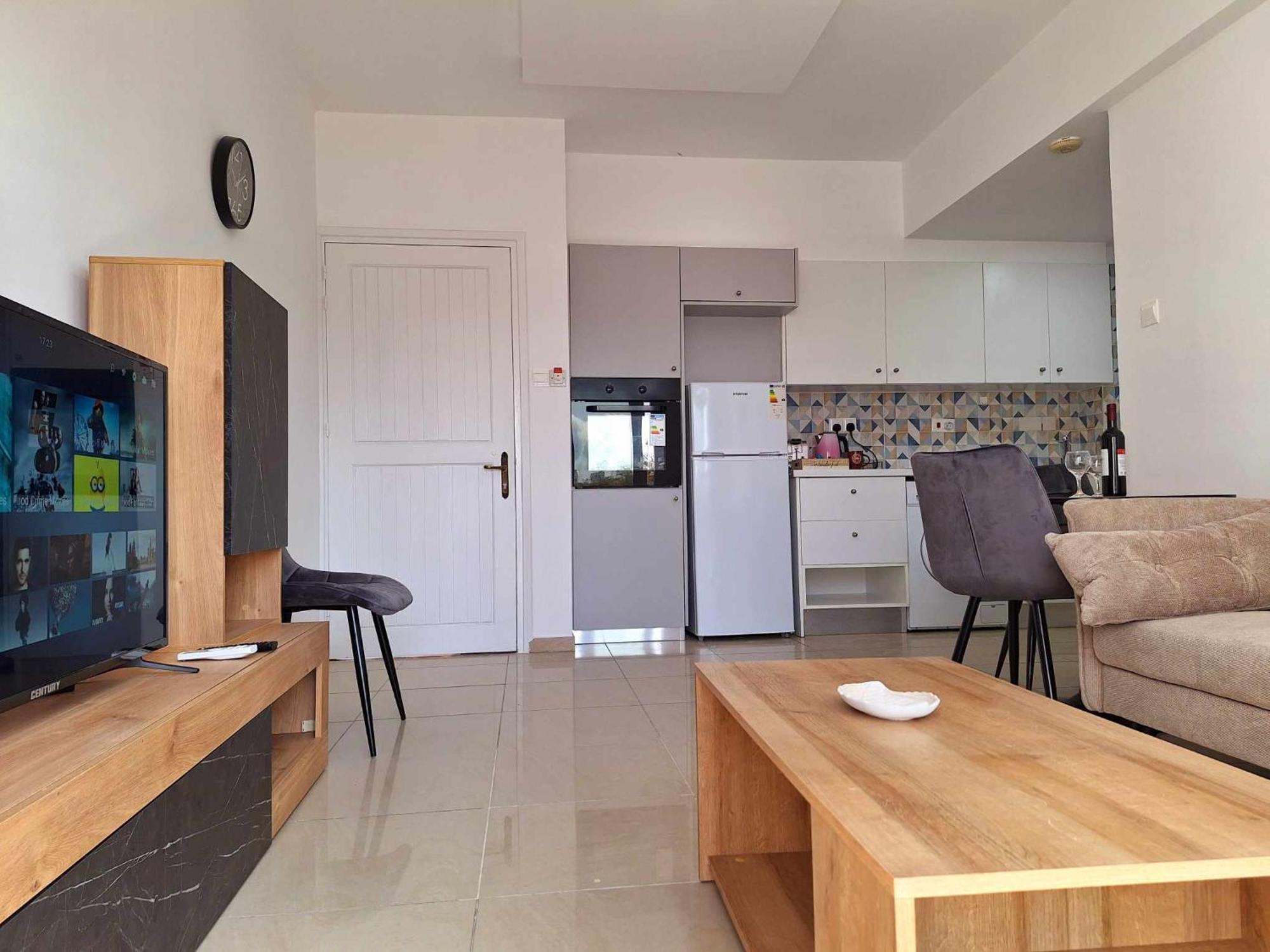 Stylish Apt Kato Paphos Close To Beach & Vibrant Harbor Life Buitenkant foto